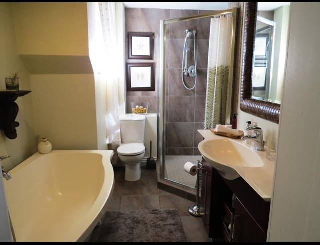 4 BEDROOM HOUSE FOR SALE IN WILDERNESS